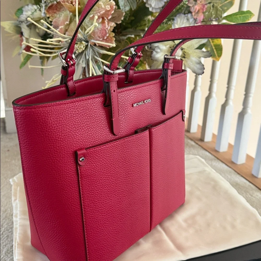 Michael Kors Jet Set Travel Dk Rasberry Leather Tote - Picture 7 of 8